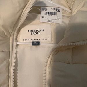 American Eagle puffer vest